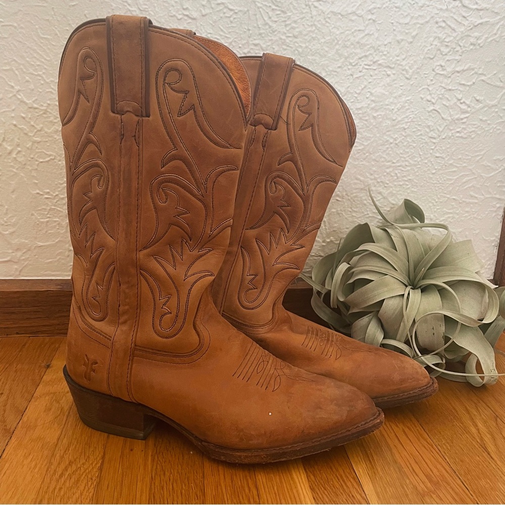 Frye Cognac Pull On Cowboy Boots